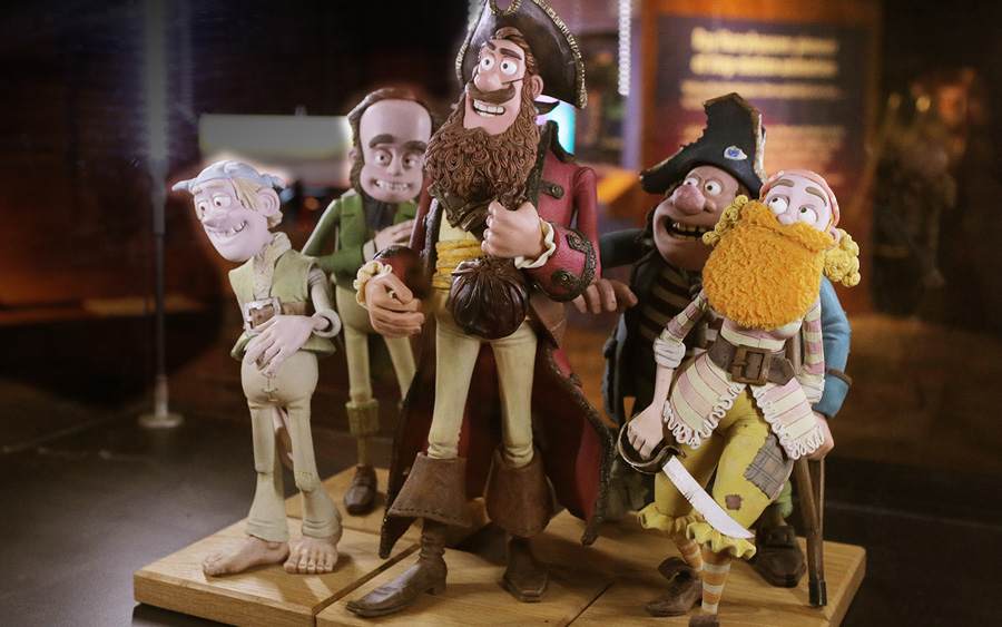 Pirate puppets