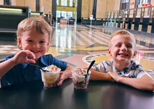 Kids with sundaes